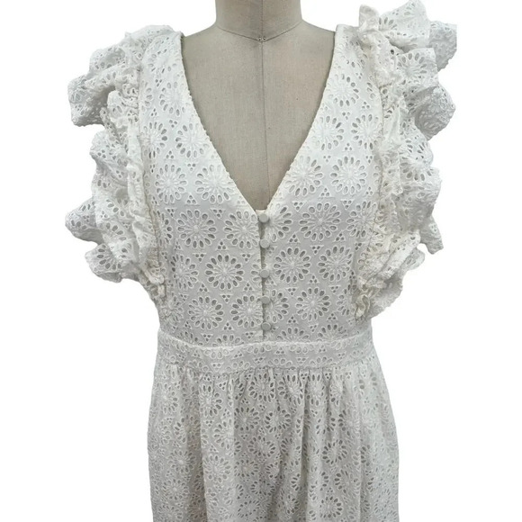 J. Crew Ruffle-Sleeve Maxi Dress in Eyelet in White Size 14 - Picture 4 of 15